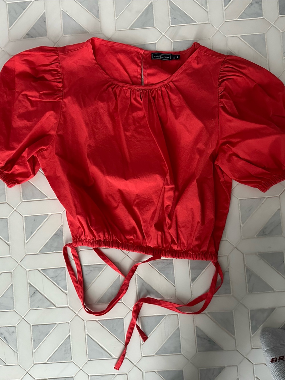 Vineyard Vines Red Puff Sleeve Crop Top